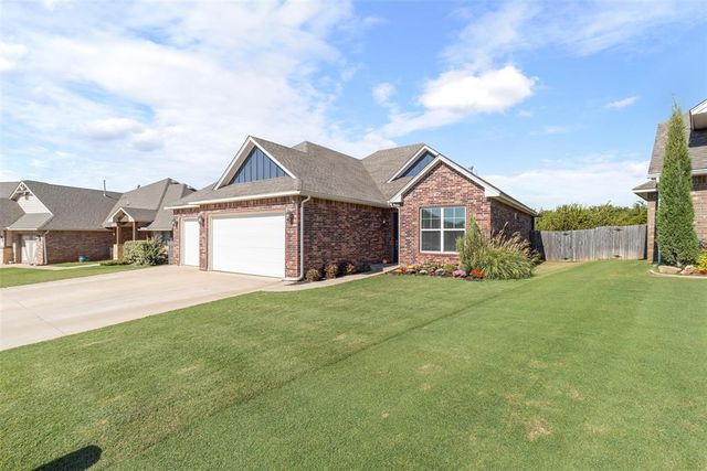 1605 Pendleton Place, Moore, OK 73160