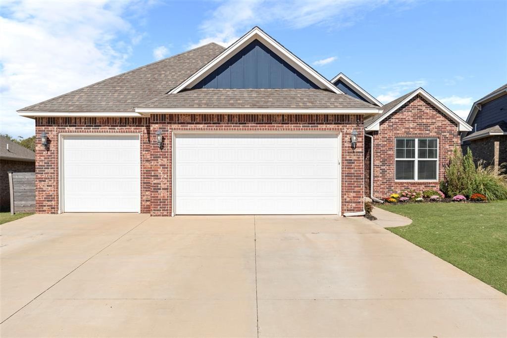 1605 Pendleton Place, Moore, OK 73160