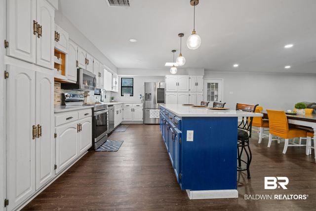 3711 Leroy Stevens Road, Mobile, AL 36619