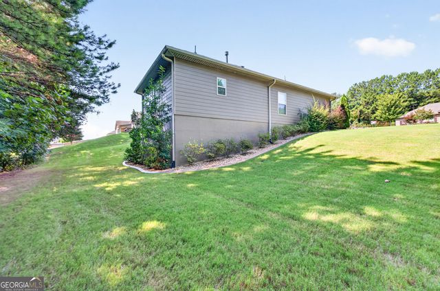832 Hidden Hollow Circle, Commerce, GA 30529