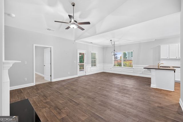 832 Hidden Hollow Circle, Commerce, GA 30529
