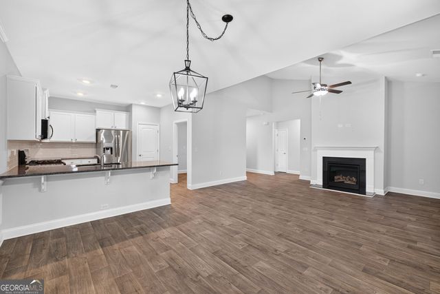 832 Hidden Hollow Circle, Commerce, GA 30529