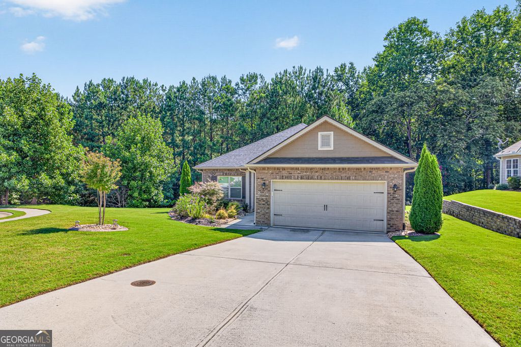 832 Hidden Hollow Circle, Commerce, GA 30529 — photo 3