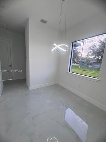 1009 Tropicana Pkwy W, Cape Coral, FL 33993