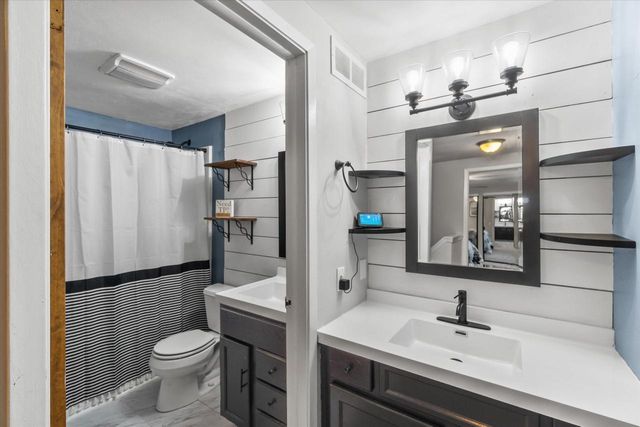 N76W14482 Northpoint DRIVE, Menomonee Falls, WI 53051