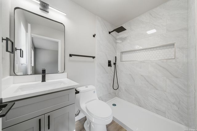 9446 Cliff Way, San Antonio, TX 78250