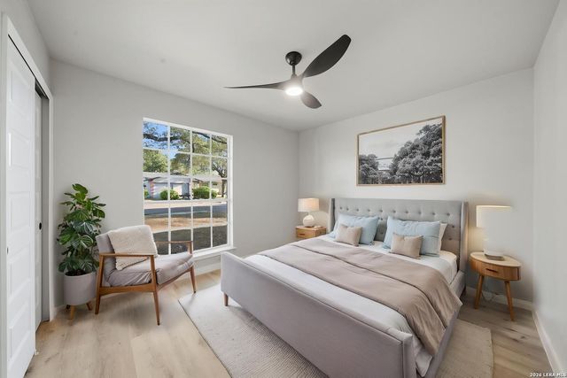 9446 Cliff Way, San Antonio, TX 78250