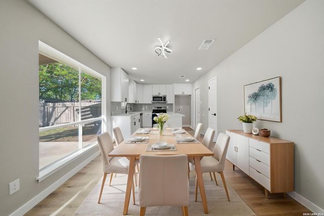 9446 Cliff Way, San Antonio, TX 78250