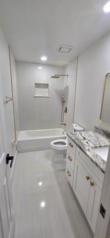 725 TULIP COURT, Deltona, FL 32725