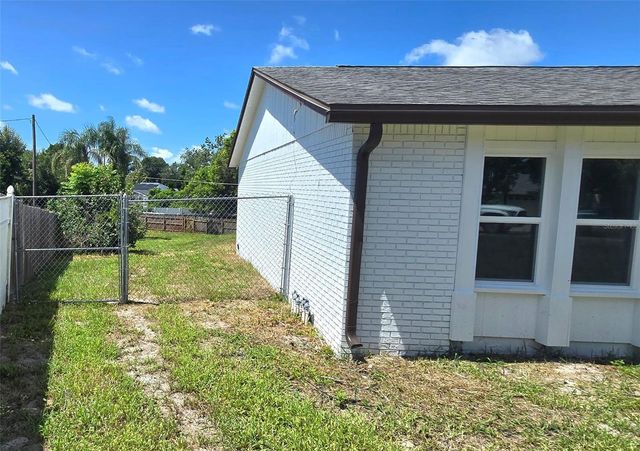 725 TULIP COURT, Deltona, FL 32725