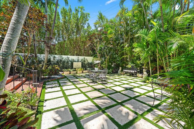 151 S County Road 1st Fl, Palm Beach, FL 33480