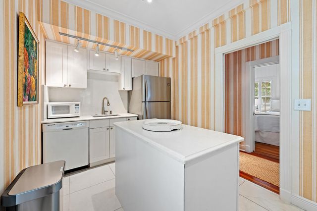 151 S County Road 1st Fl, Palm Beach, FL 33480