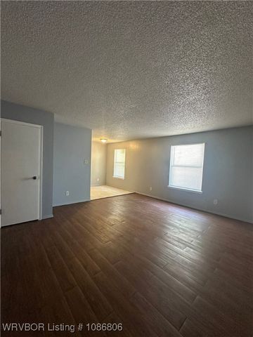 1700 S Carthage Street, Fort Smith, AR 72901