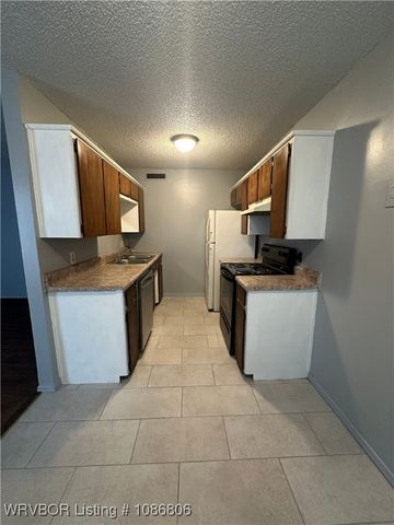 1700 S Carthage Street, Fort Smith, AR 72901