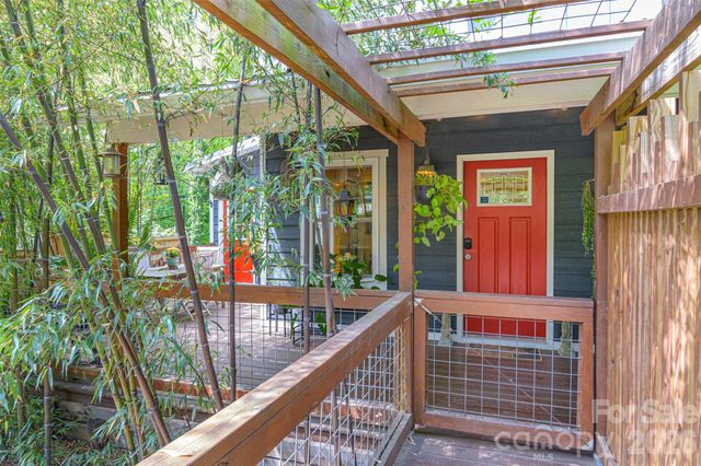 149 State Street, Asheville, NC 28806