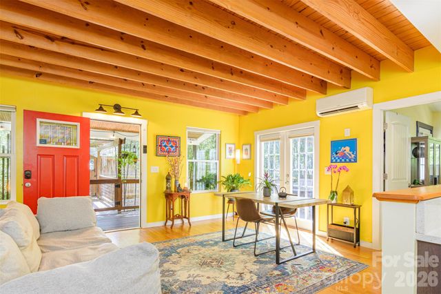 149 State Street, Asheville, NC 28806