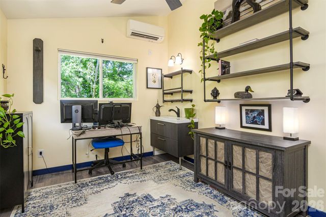 149 State Street, Asheville, NC 28806