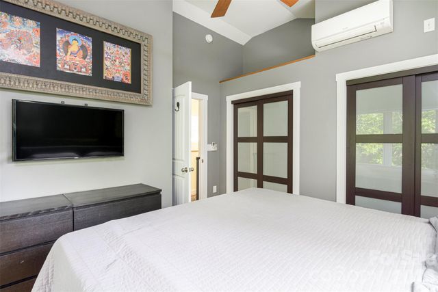 149 State Street, Asheville, NC 28806