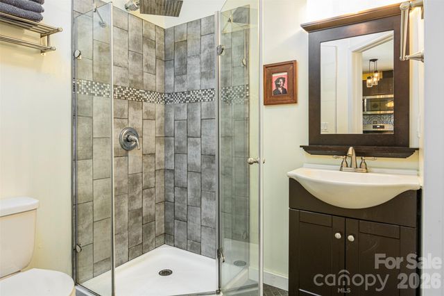 149 State Street, Asheville, NC 28806