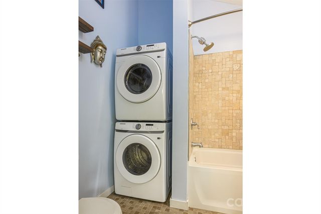 149 State Street, Asheville, NC 28806
