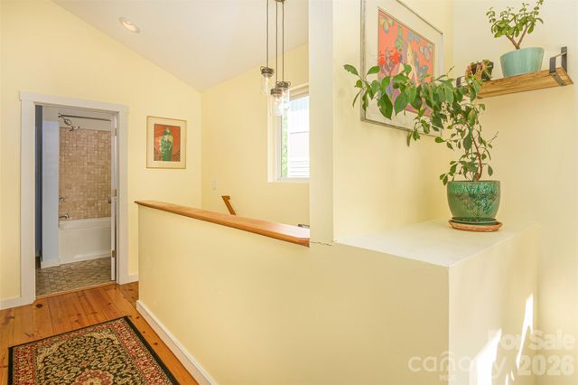 149 State Street, Asheville, NC 28806