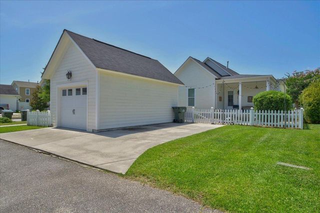 428 Watergrass Way, Summerville, SC 29485