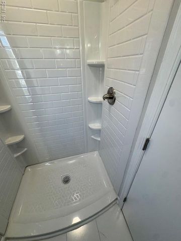 128 Green Meadow DR, Portsmouth, VA 23701