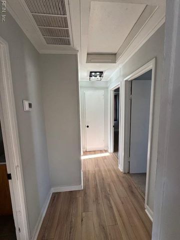 128 Green Meadow DR, Portsmouth, VA 23701