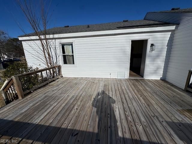 128 Green Meadow DR, Portsmouth, VA 23701