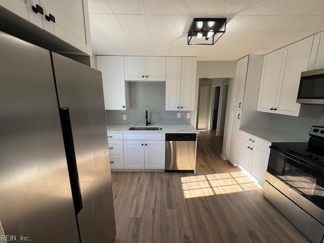 128 Green Meadow DR, Portsmouth, VA 23701