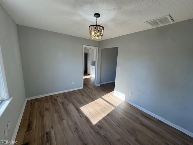 128 Green Meadow DR, Portsmouth, VA 23701