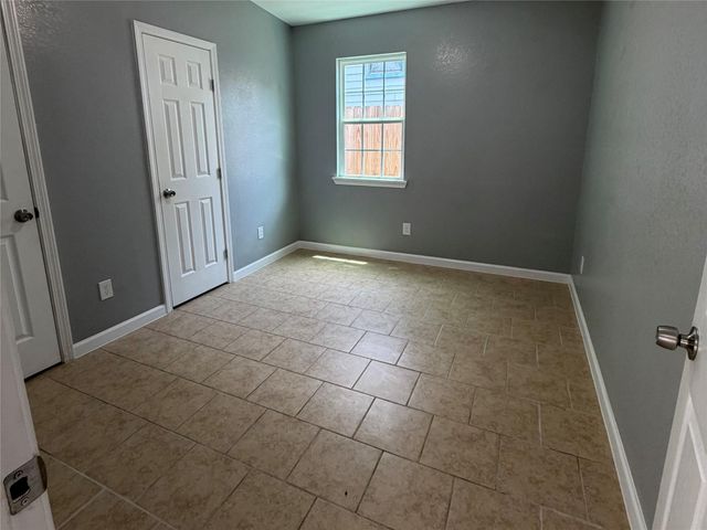 2909 King Street UNIT F, Houston, TX 77026