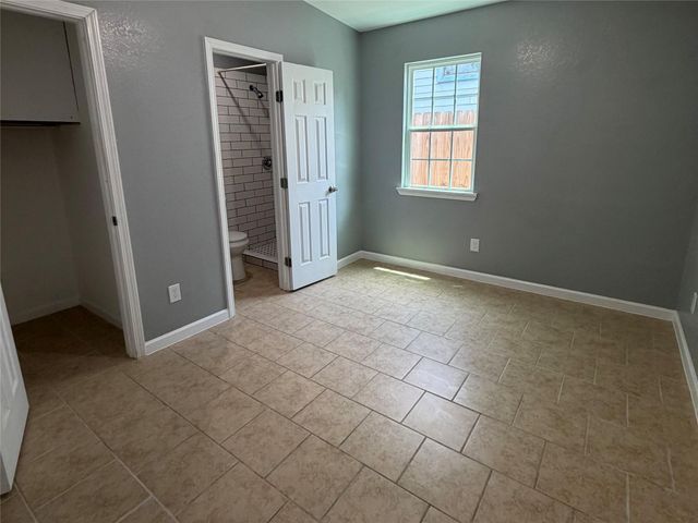 2909 King Street UNIT F, Houston, TX 77026