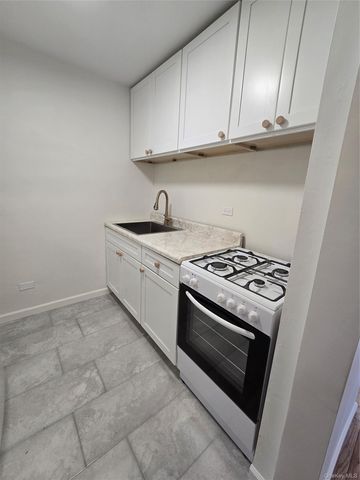 86-10 151st Avenue 5N, Howard Beach, NY 11414