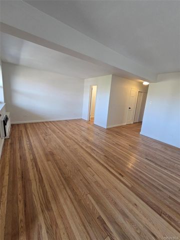 86-10 151st Avenue 5N, Howard Beach, NY 11414