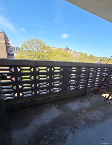 86-10 151st Avenue 5N, Howard Beach, NY 11414