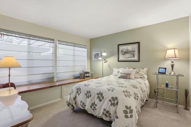 5354 Angelina Ave, Carmichael, CA 95608