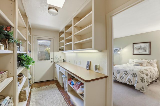 5354 Angelina Ave, Carmichael, CA 95608