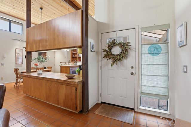 5354 Angelina Ave, Carmichael, CA 95608