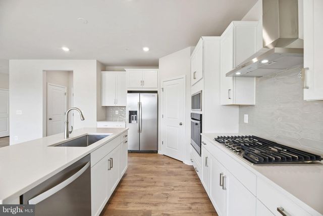9726 LASSIE CT, Waldorf, MD 20601