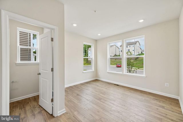 9726 LASSIE CT, Waldorf, MD 20601