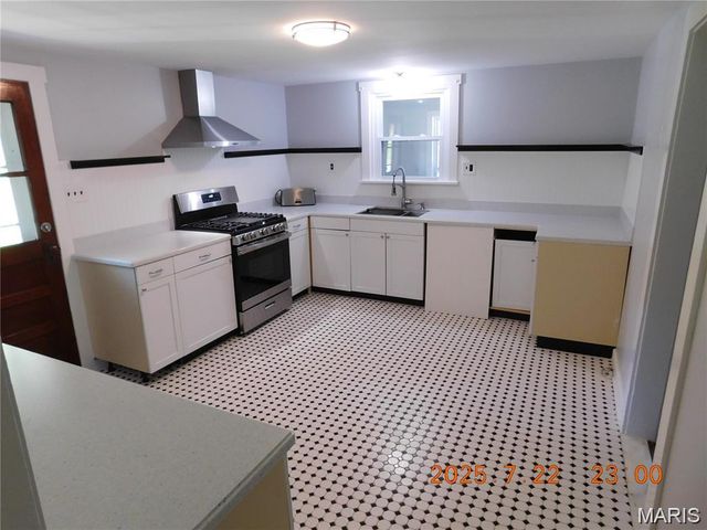 127 Front St Front Street, Labadie, MO 63055