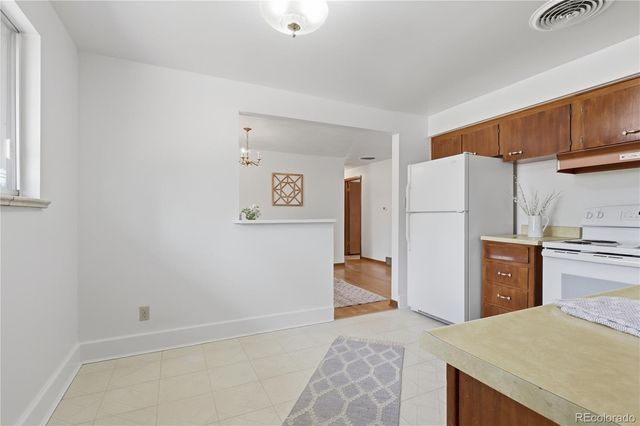 362 Empire Street, Aurora, CO 80010