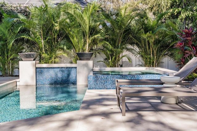 212 S RENELLIE DRIVE, Tampa, FL 33609