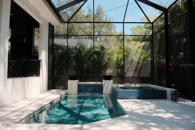 212 S RENELLIE DRIVE, Tampa, FL 33609