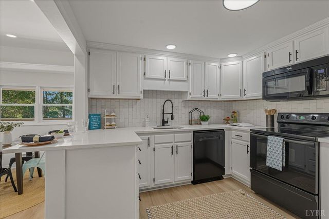 23 Brookside Lane, Moneta, VA 24121