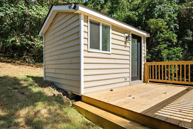 23 Brookside Lane, Moneta, VA 24121