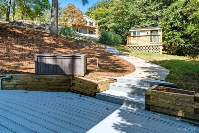 23 Brookside Lane, Moneta, VA 24121