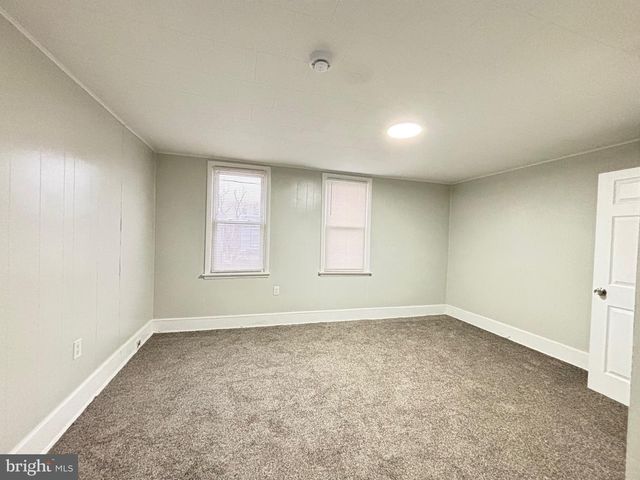 506 LINDEN AVE, Burlington, NJ 08016