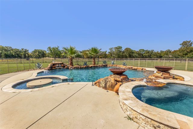10285 Ferrill Creek Road, Bryan, TX 77808